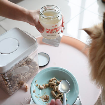 Premium Pork Bone Broth – Natural Collagen & Glucosamine for Pets